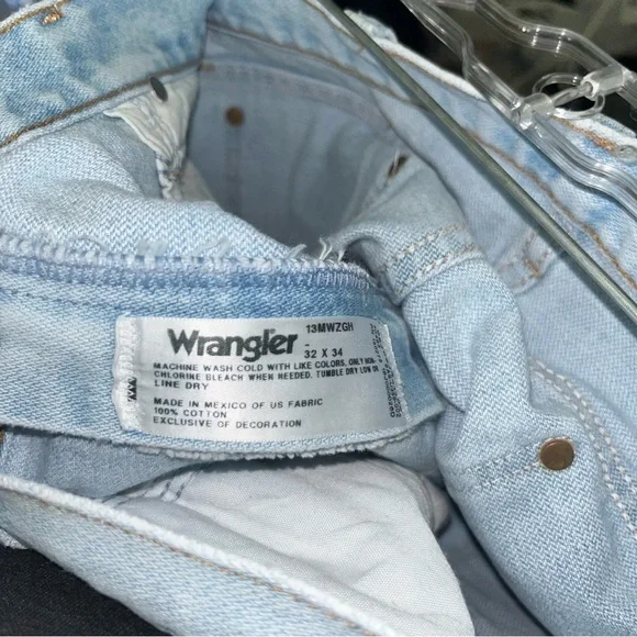 Wrangler Light Wash Non Stretch Bootcut Jeans - Picture 7 of 7